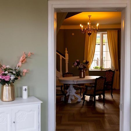 フネドアラThe Corner Houseアパートメント エクステリア 写真