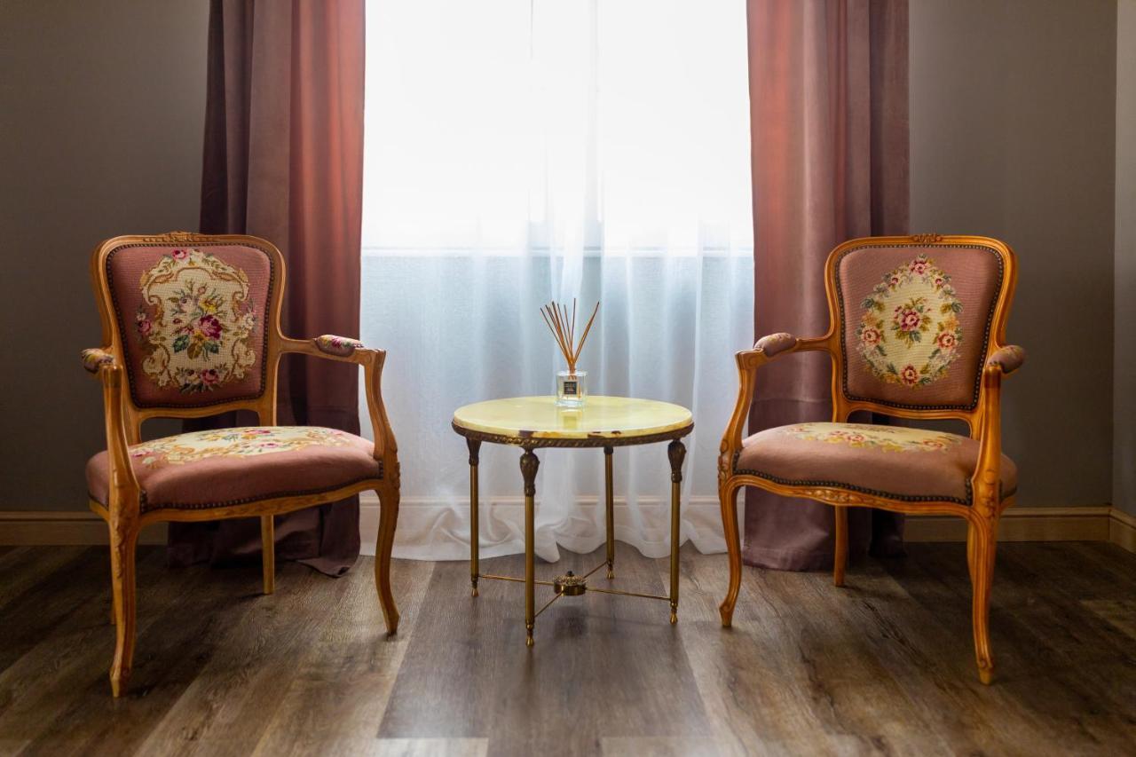 フネドアラThe Corner Houseアパートメント エクステリア 写真